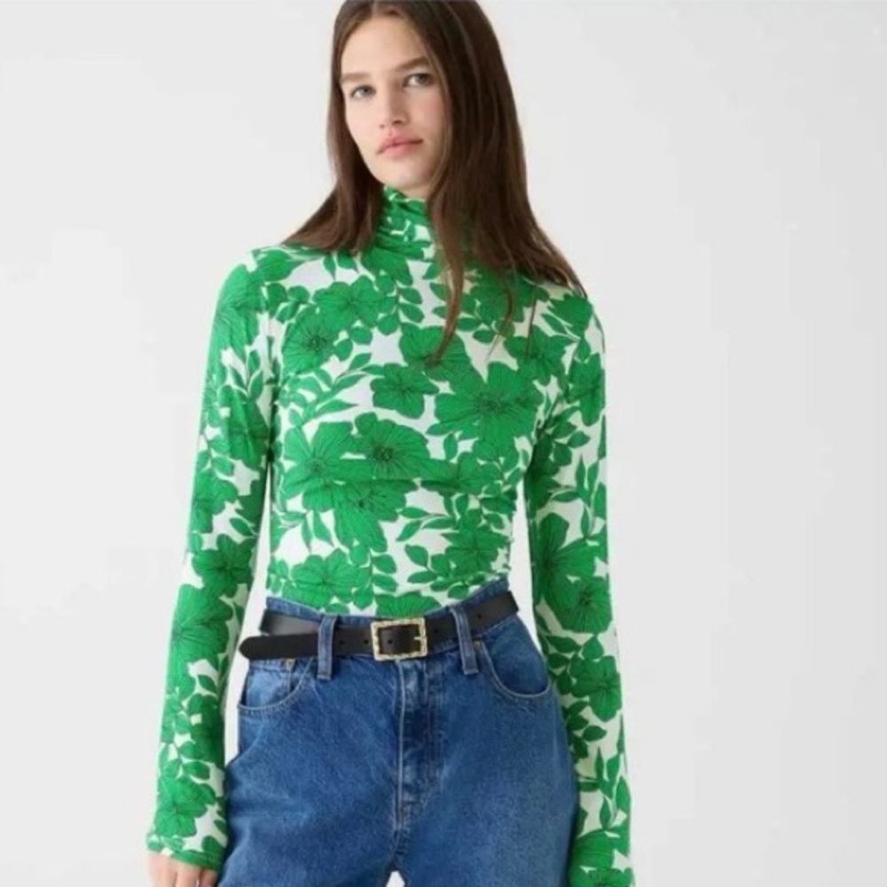 NWOT J.Crew Matte Jersey Turtleneck Kelly Green Botanical Print Size Medium - Picture 1 of 10